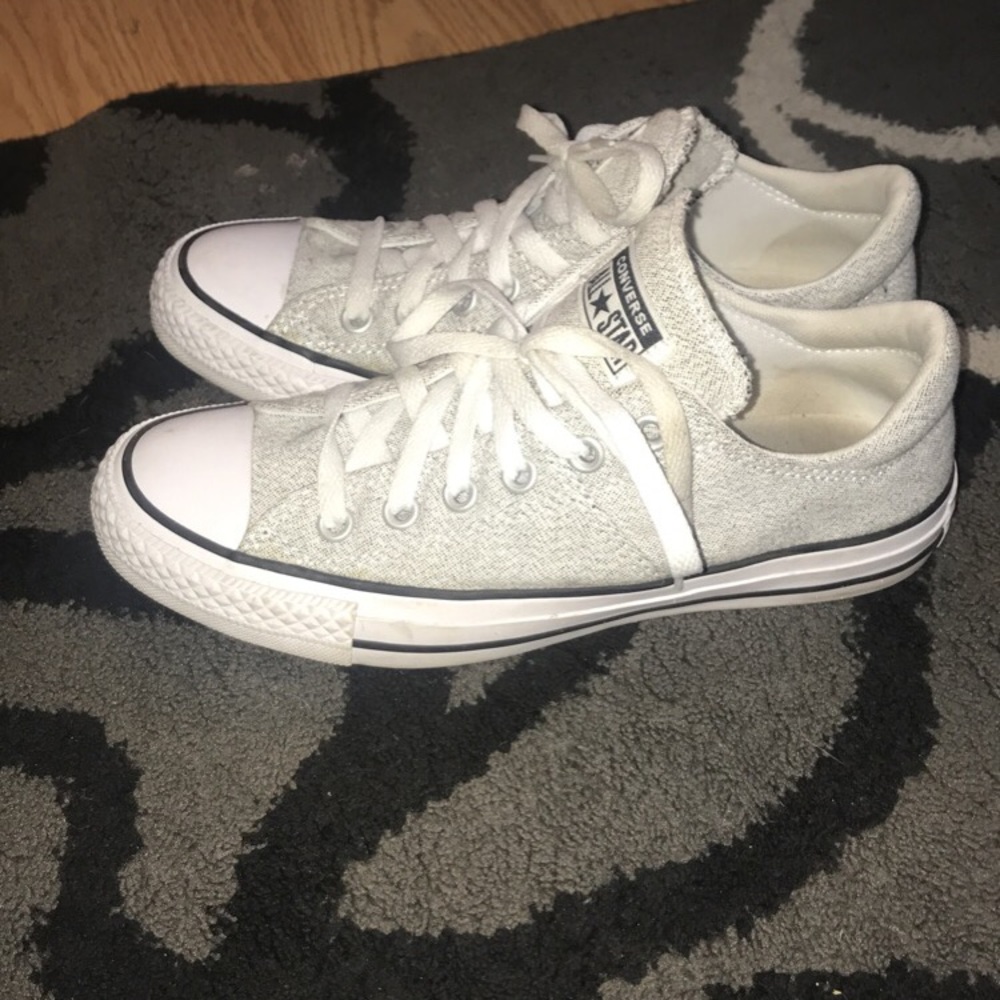 Women’s shoes